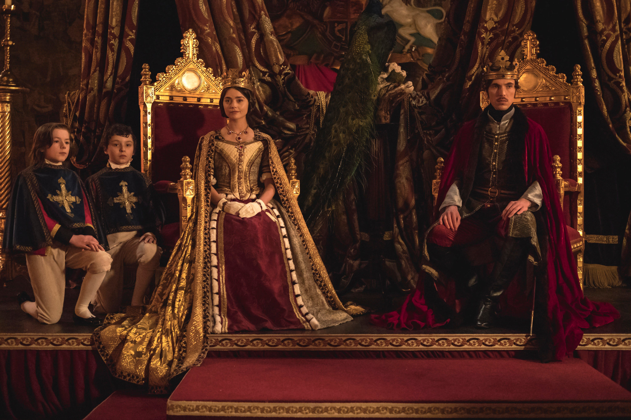 Review: One Vote for 'Victoria' Over 'The Crown' - The New York Times