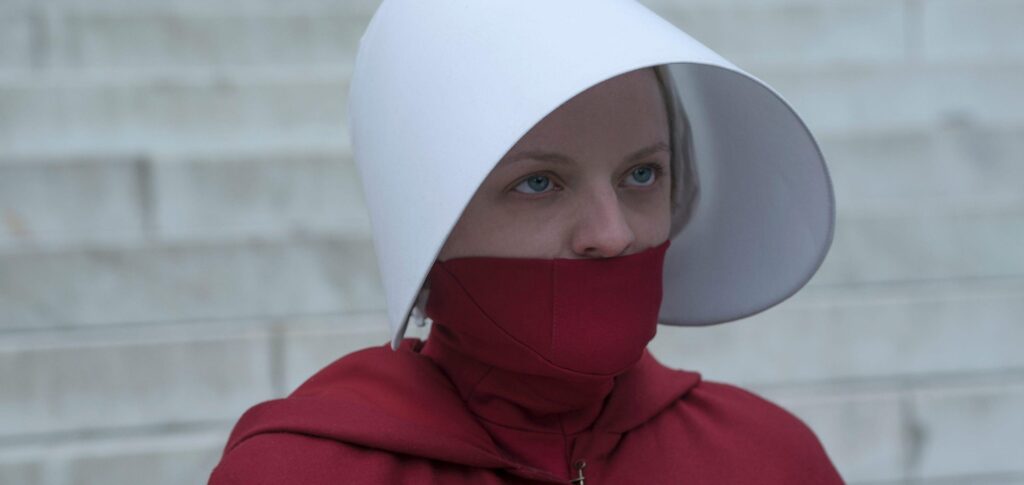 Handmaid’s Tale | Μία τραβηγμένη από τα μαλλιά της June 4η σεζόν